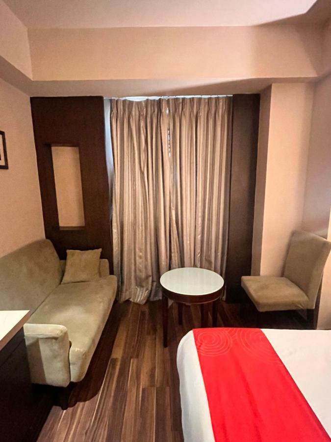 Krios Hotel - Near Sg Highway, Ahmedabad Exterior photo