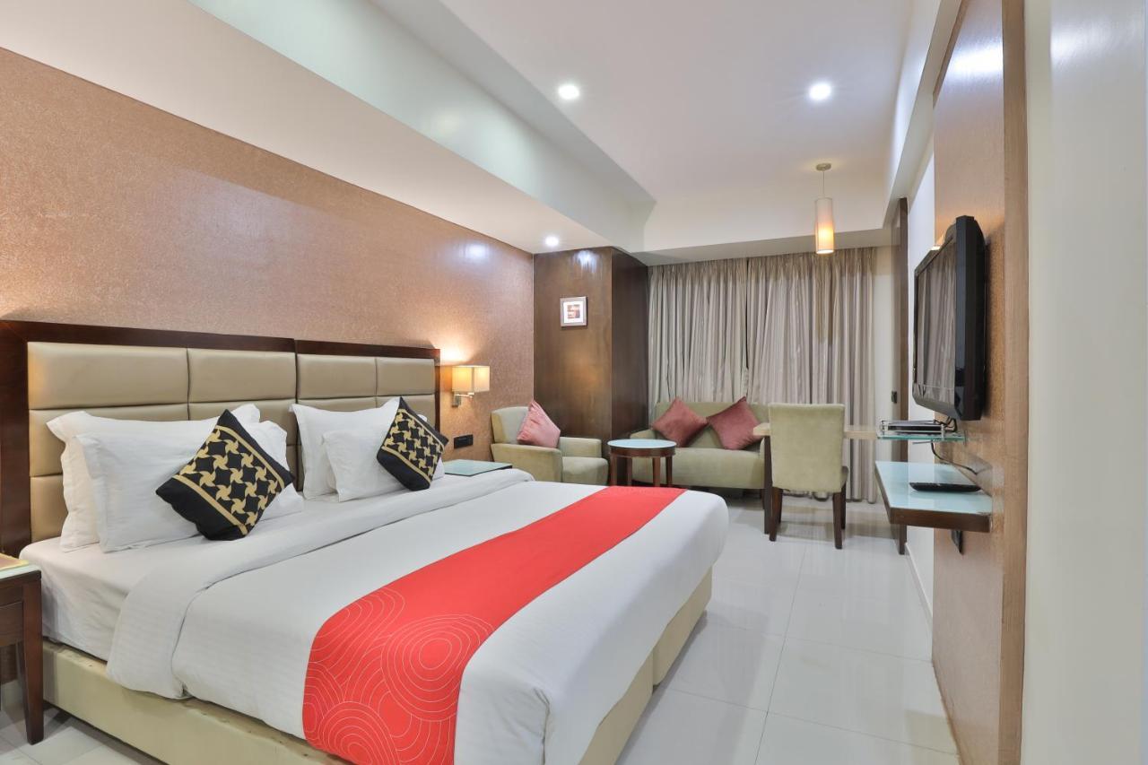 Krios Hotel - Near Sg Highway, Ahmedabad Exterior photo
